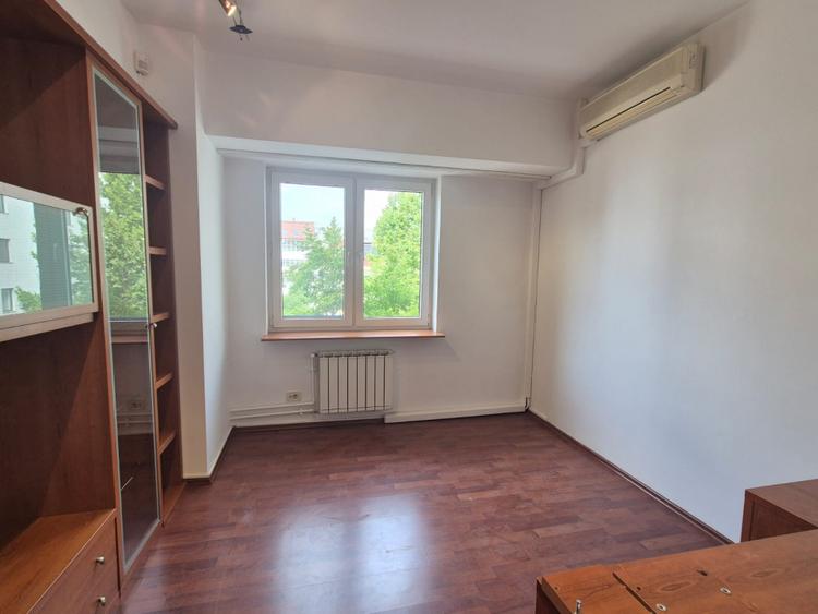 Apartament spatios 4 camere, N. Caramfil - Herastrau