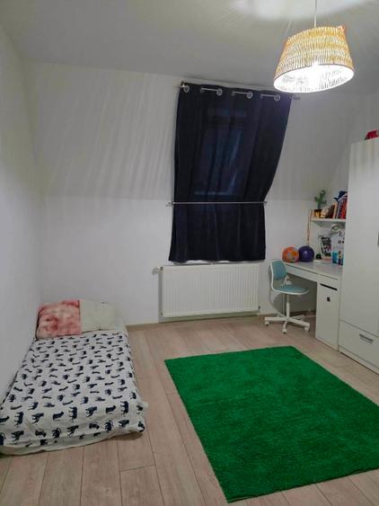 Proprietar vand apartament 3 camere