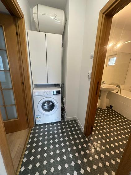 Apartament 3 camere 13 Septembrie, mobilat complet, etaj 5, 2 balcoane