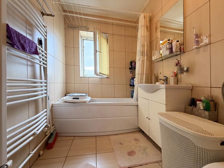 Apartament modern cu 2 camere transformat in 3 | Casa de Cultura | Mansarda