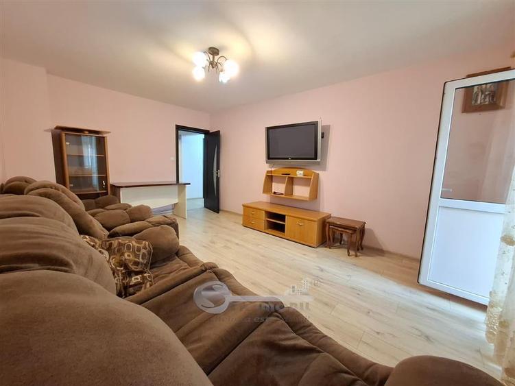 Apartament 2 camere, Cug la bd, etaj 2, baie cu geam, mobilat, vedere dubla 60 m