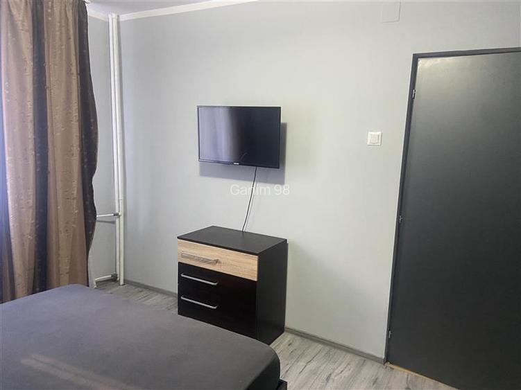 Garsoniera de inchiriat in Focsani , zona Gara , et 1 4 , renovata si mobilata c - 2