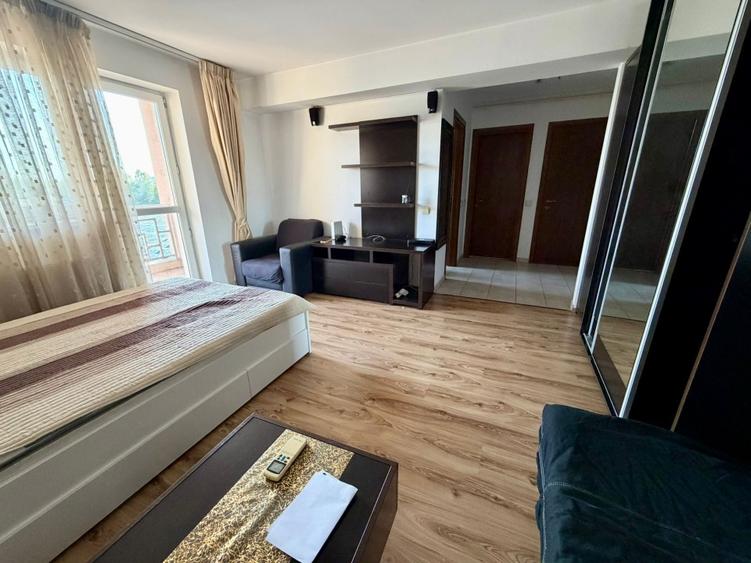 Garsoniera la cheie Vitan Barzesti in spatele Hotelului Rin Grand cu centrala