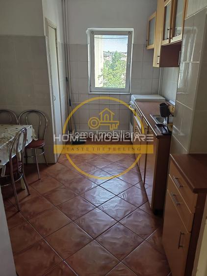 Apartament cu 4 camere - decomandat/ etajul 3/ Zona Dacia - 8
