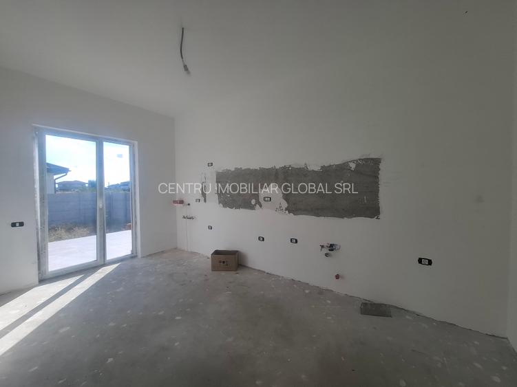 ​Casă individuală cu 4 camere de vânzare – Parter modern în zona Domnești - 22