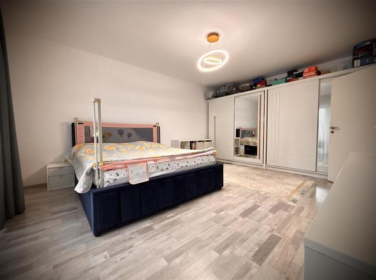 Apartament 3 camere 2022 | Boxa + Parcare