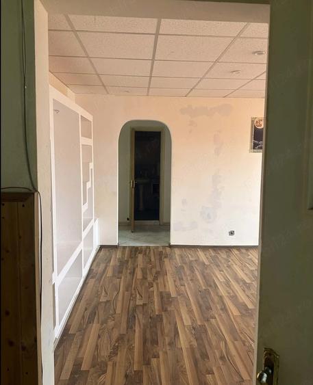 Apartament 3 Camere,zona Giurgiului, semidecomandat, zona linistita
