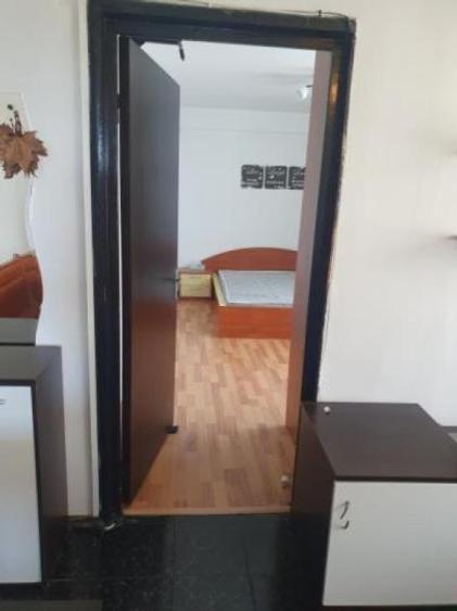 67000 euro -2camere - luica -brancoveanu -bloc reabilitat