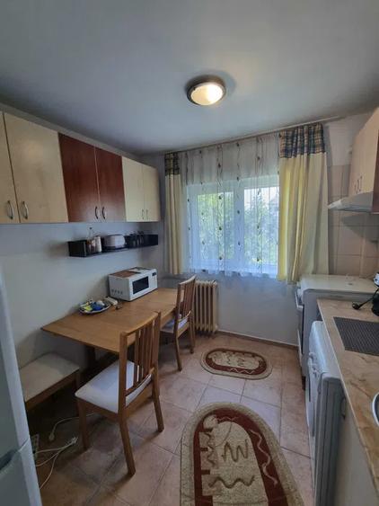 Garsoniera, decomandata, 40 mp, ac, balcon, metrou, Tineretului