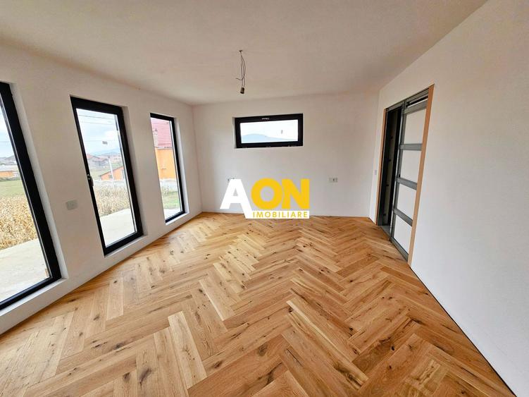 Casă Modernă P+1, Garaj, Teren 600 mp, Ighiu (10 km de Alba Iulia)