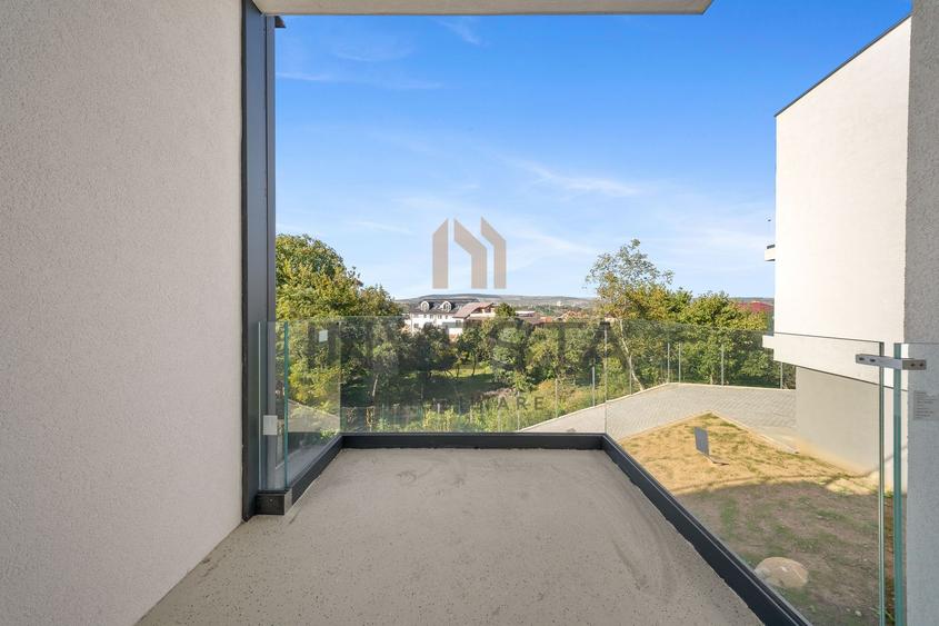 Spatiu premium Zorilor, 250 mp, vitrat, 10 parcari! Panorma deosebita!