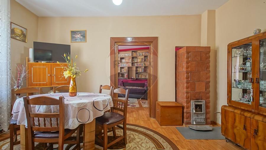 Casă individuală de vânzare pe str. Cloșca din Brașov | Centru istoric