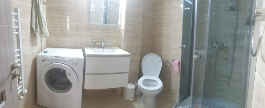 Apartament 4 camere, 100 mp (împartit în 2 ap. decomandate), zona 1 Mai