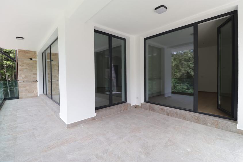 Proiect Nou! Apartament cu 3 Camere, 2 bai! Lift!!!