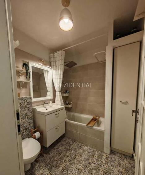 Apartament - 2 camere - decomandat - Tineretului - 6