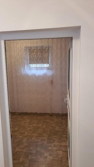 Casă de vânzare + teren 4km centru Vaslui, suburbia Brodoc