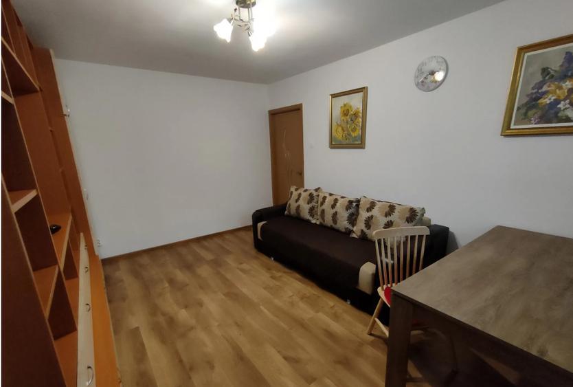 Apartament 2 camere decomandat bloc reabilitat de 4 etaje Parc Drumul Taberei