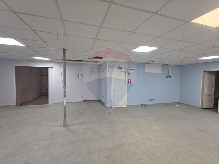 Hala 200 mp de inchiriat zona Calea Baciului