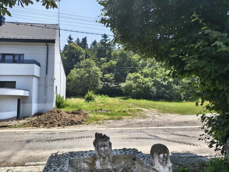 Teren intravilan 1.698 mp | Stațiunea Vâlcele -10 m de Fabrica Apă Minerală  - 4