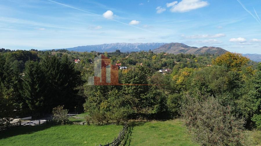 Teren intravilan 1.300 mp | Vedere Piatra Craiului | Bran Poarta