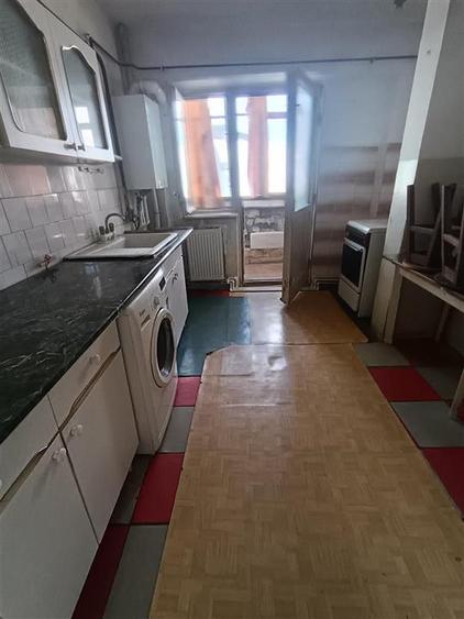 Pret Bun!  Apartament 3 camere Decomandat, 70mp zona Obor