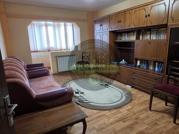 Apartament 4 camere DECOMANDAT – Zona 9 Mai, Ploiești - 2