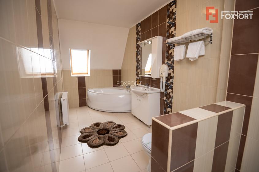 Hotel Miky Arad de vanzare | Investitie cu utilizari multiple | 42 camere cazare - 14