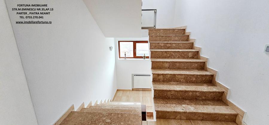 Casa High-Tech, cu design futurist, Piatra Neamt