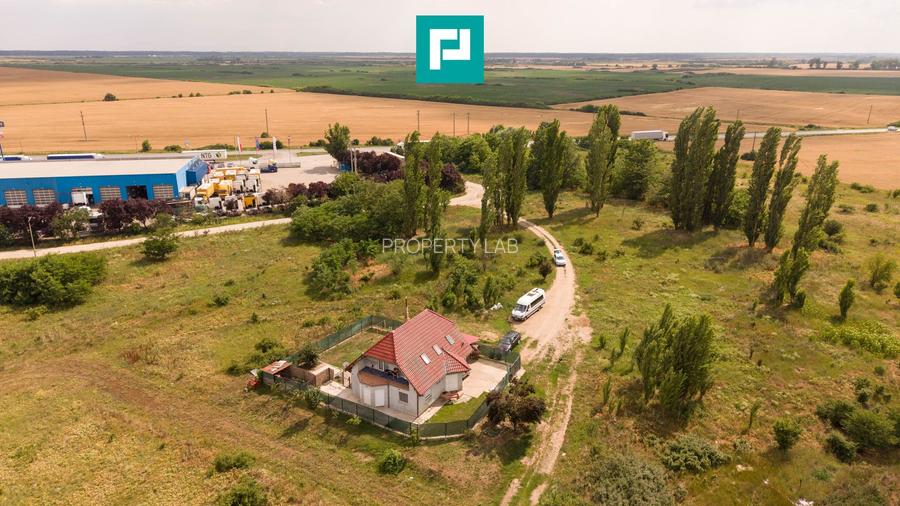 Casă cu mansardă, teren 410 mp - 24