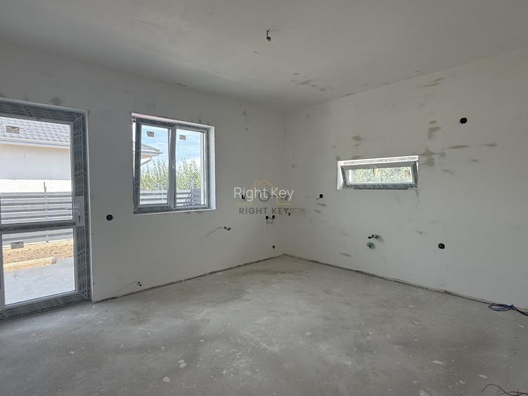 Casa parter P+pod, placa de beton, 4 camere, 330mp teren! Comision 0% - 17