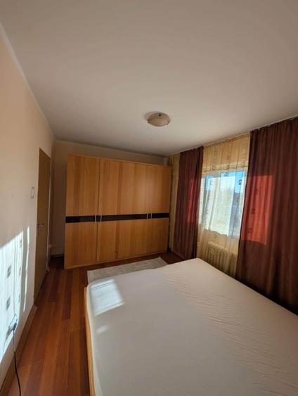 Apartament 2 camere, zona Modern, direct de la proprietar
