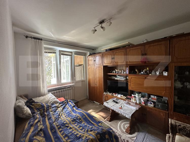 Apartament 3 camere decomandat, 48 mp, zona Botizului