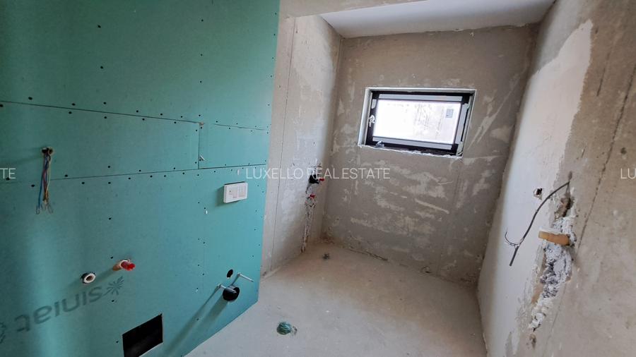VILA SUPERBA CU 5 CAMERE AMPLASATA IDEAL - 40