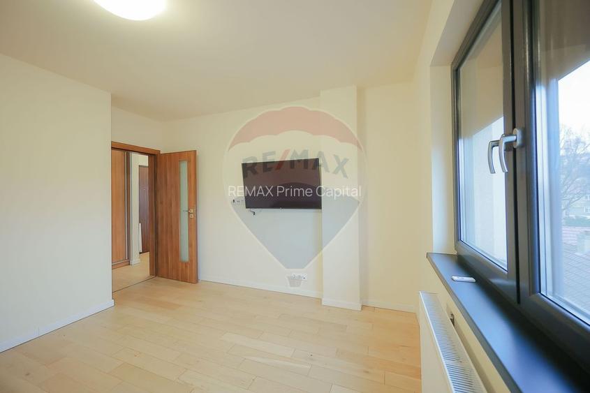 Apartament cu 2 camere de vânzare, ultracentral, Parcul Petőfi Sándor - 11