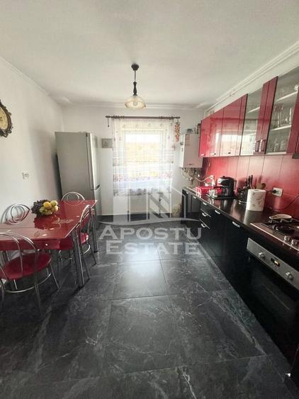 Apartament cu 3 camere complet mobilat si utilat in Girocului.