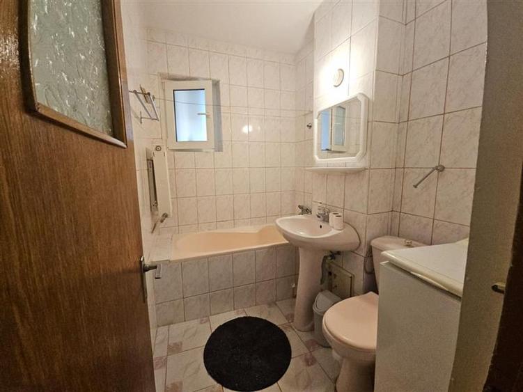 Garsoniera confort 1 sporit,moderna,utilata si mobilata,zona 9 Mai