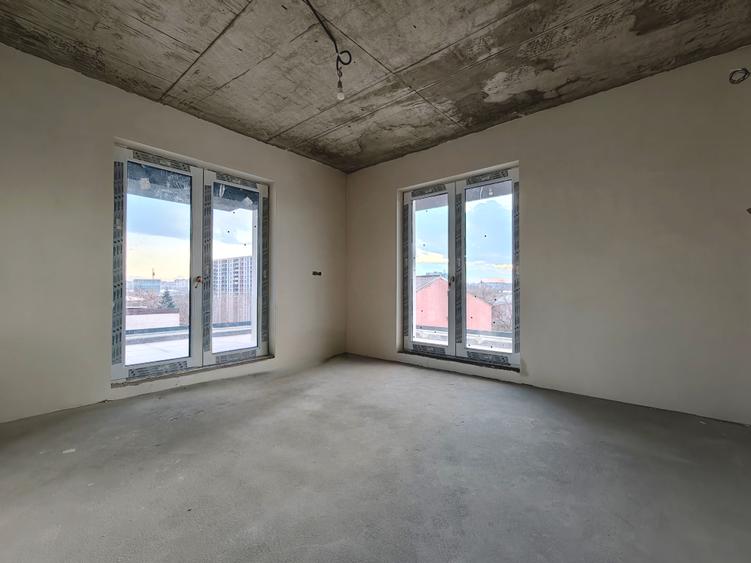 Penthouse de lux 246 mp | 4 cam | Loc parcare subteran | Crangasi