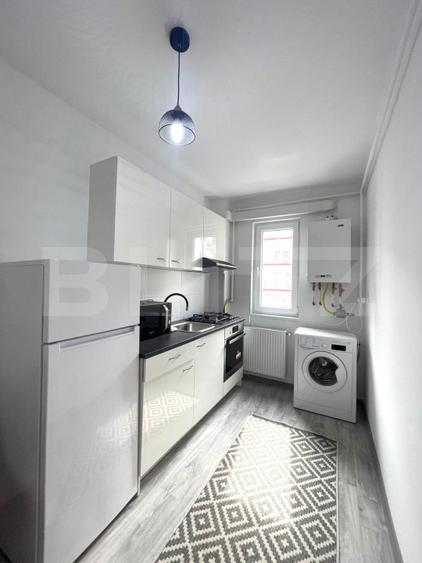 Apartament la cheie, 40 mp utili, balcon, parcare, Parc Poligon