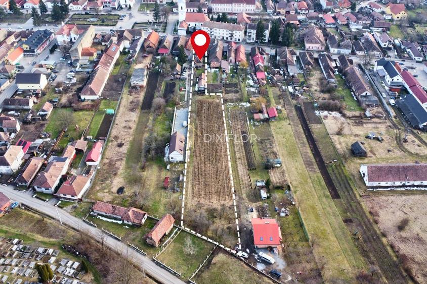Casă cu 2 camere și teren generos | Miercurea Nirajului