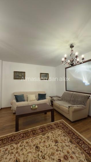 Apartament Central de inchiriat in bloc nou - 4