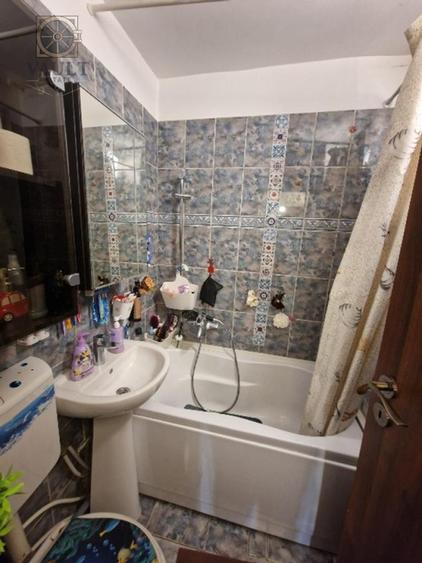 Apartament 4 camere - BLOC ANVELOPAT - zona BRANCOVEANU