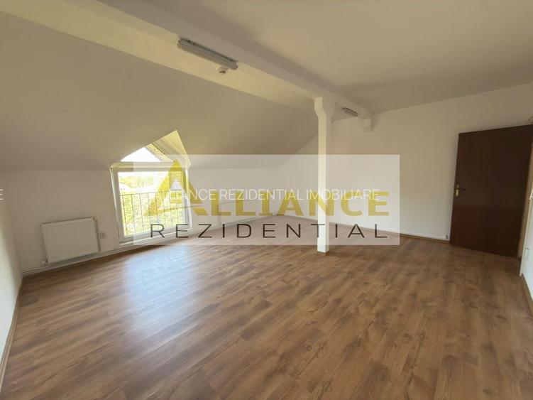 CASA INDIVIDUALA CU POTENTIAL COMERCIAL – CATELU, STRADA INDEPENDENTEI - 15