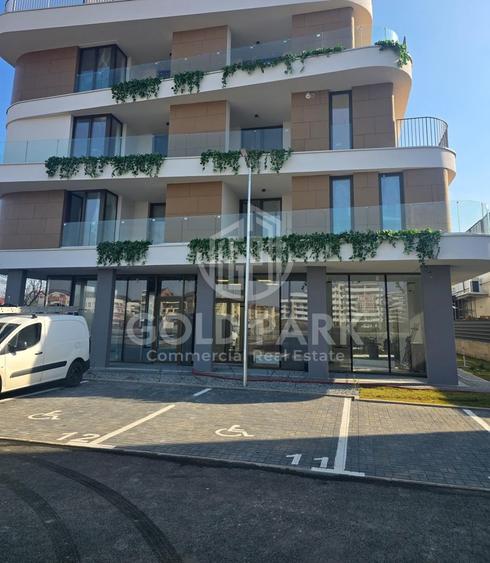 Spatiu Comercial - Floresti/Eroilor - Vitrina / TRAFIC PIETONAL
