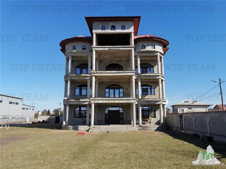 Vila 1Decembrie, vav Lidl, p+3, 900 mp curte