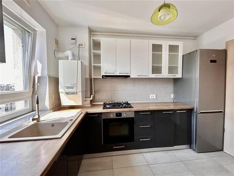 De inchiriat - apartament 2 camere Coresi