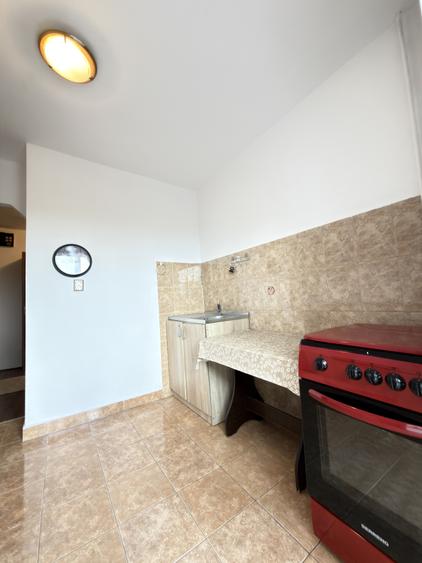 Apartament 2 camere, Decomandat, 50 mp utili - zona Lipovei