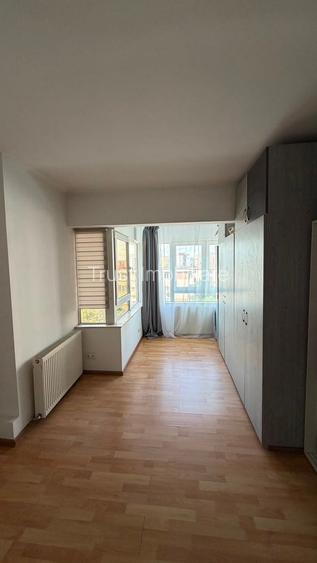 4 Camere l 2 Bai l Str.Zizinului l Boxa