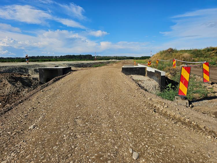 3848mp TEREN INTRAVILAN, ZURBAUA-NOUA AUTOSTRADA CENTURA, CERTIFICAT URBANISM