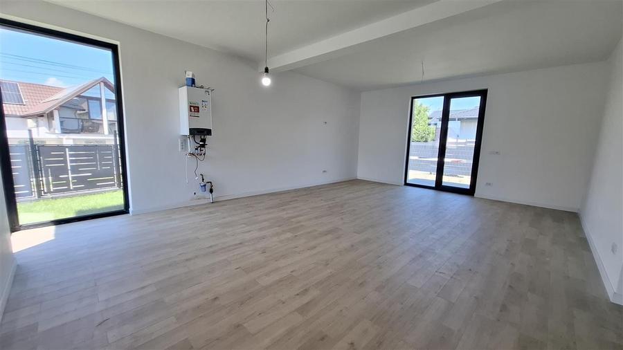 Casa Miroslava Market Family | 4 camere | Teren 540 mp | Asfalt | 0% Comision