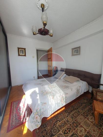 Apartament 4 camere decomandat, 83 mp, Bloc Gioconda – Mihai Eminescu